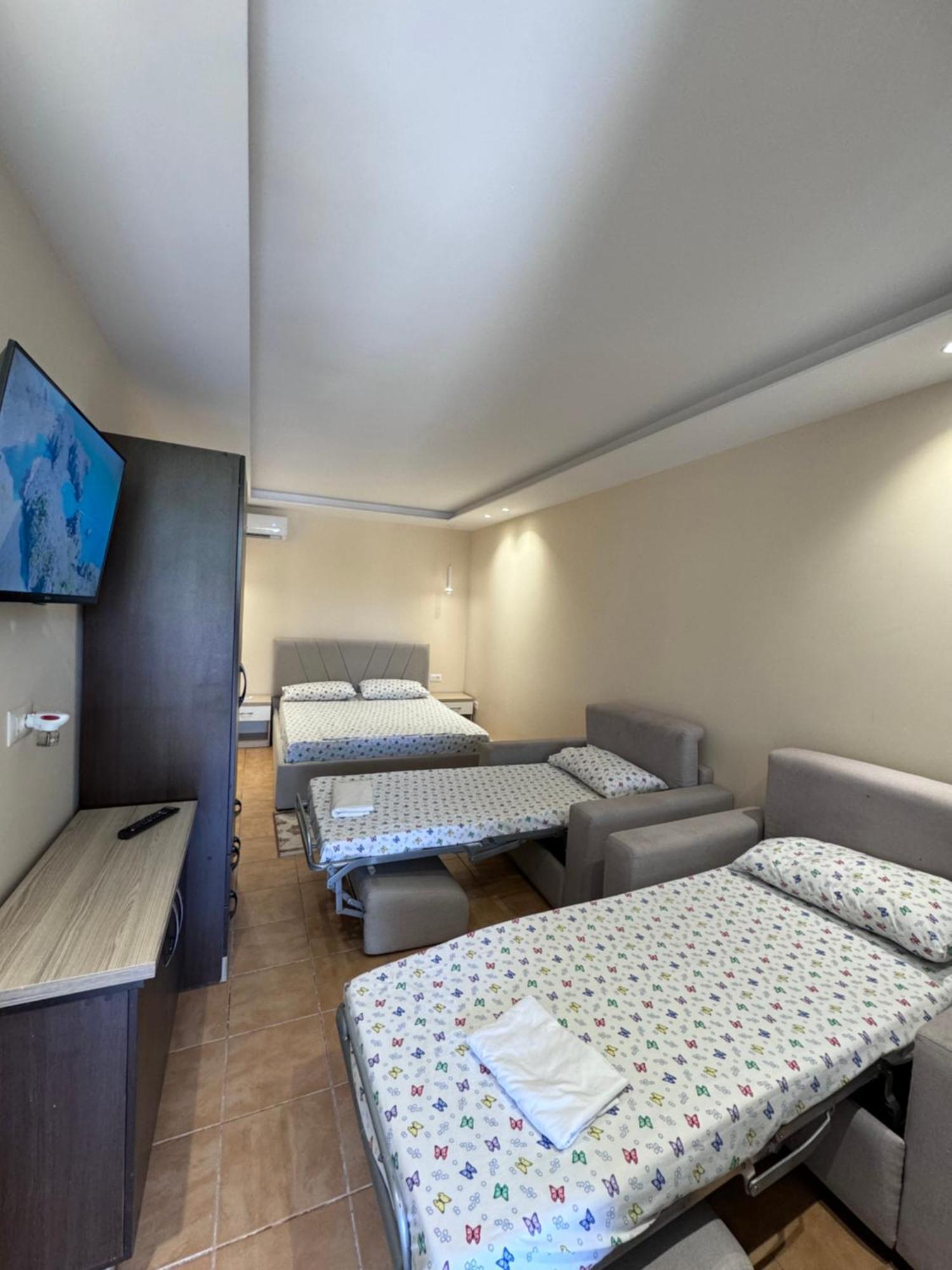 Vila Cano Hotel Durres Exterior photo